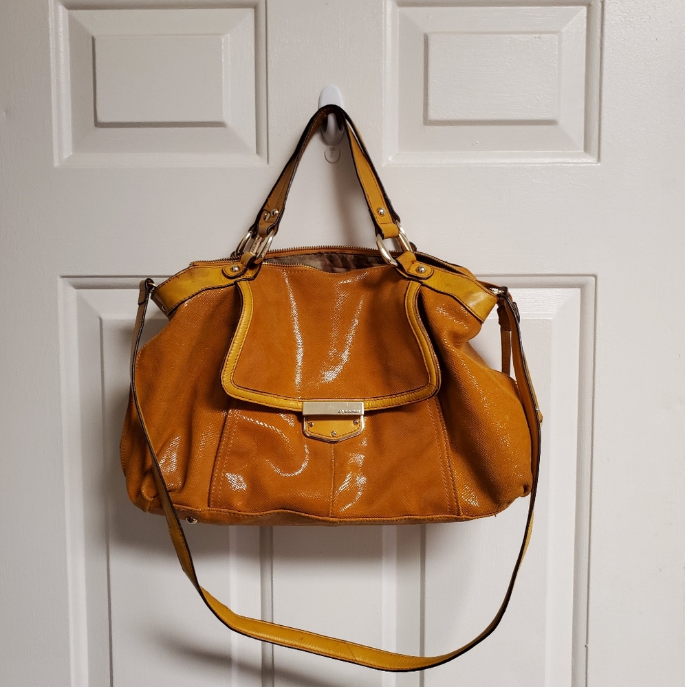Used pretty B.makowsky purse